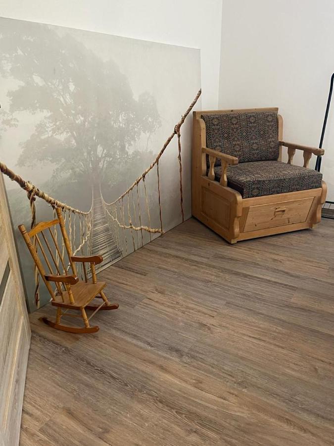 Apartmany Tobias Besiny Exterior photo